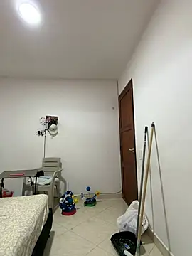 im_amelia (F young) - Turn me on with your delicious vibration