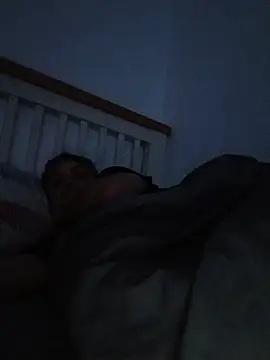 Levarboy live cam on StripChat