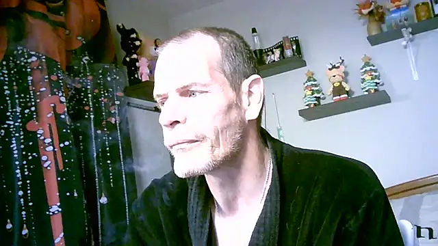 paulus52 live cam on StripChat