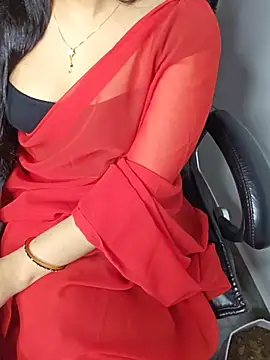 chandani_moonlight (F young) - Zalima in red ✨️