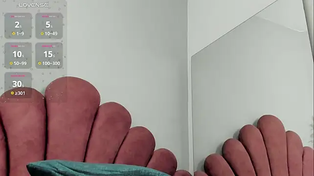 yesenia_joel (F mature) - cum love