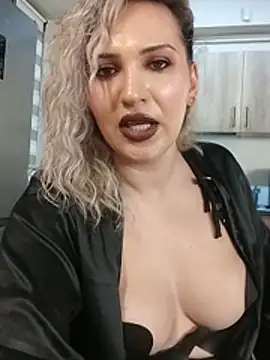 laylablakes (F young) - Spit Tease