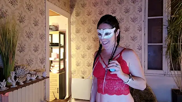 redbullgirl222 (G milf) - doigtage