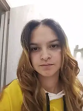 maddy-22 (F young) - Touch yourself