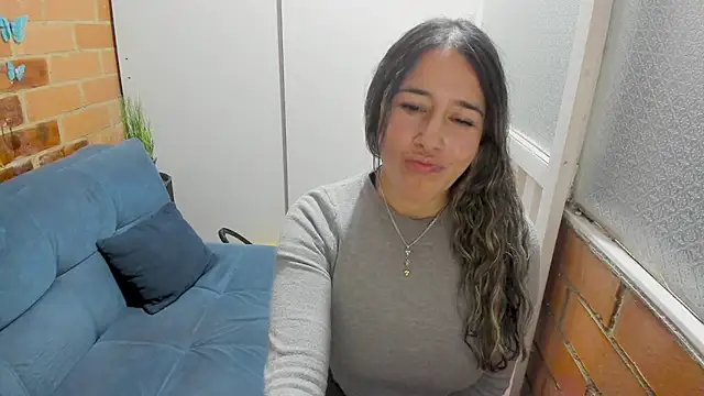 penelope47 (F milf) - naked dance and oil
