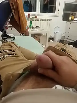 maxbigol (Ask my age) - Masturbación en lA ducha