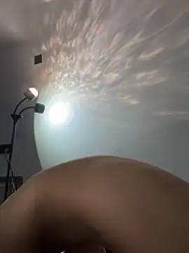 baozi-x live cam on StripChat