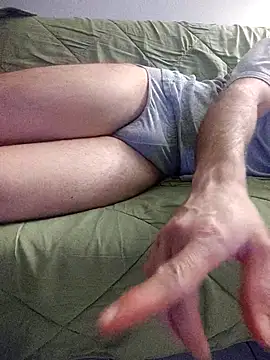 Chris210100 live cam on StripChat