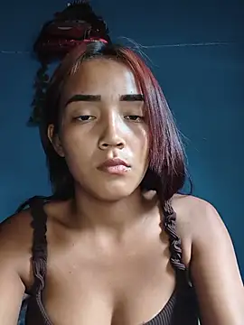 Eimmy_messy live cam on StripChat