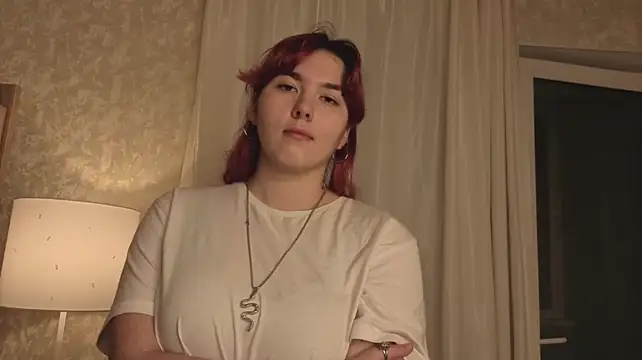 SherylYett live cam on StripChat