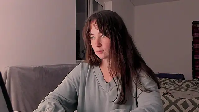 cClandesTina live cam on StripChat