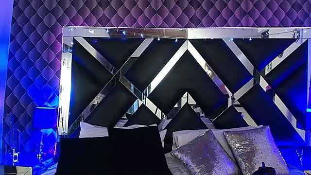 victoriaa_lee_ live cam on StripChat