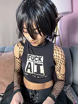 Rithsy_Core live cam on StripChat