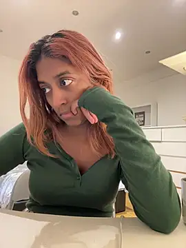 donnashy (Ask my age) - Lingerie try-on, 3 outfits😘
