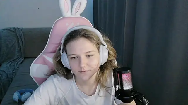 HelenMo0n