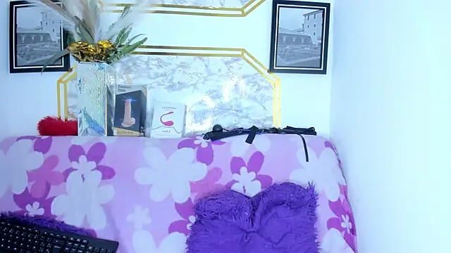 vane_jimenez___ live cam on StripChat