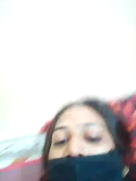 hotgirl-20 live cam on StripChat