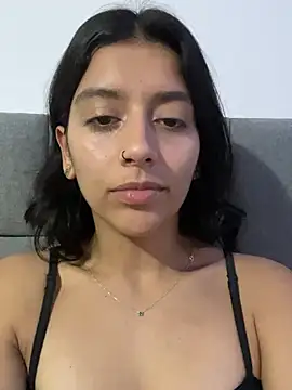 brittanydiaz (F young) - Naked