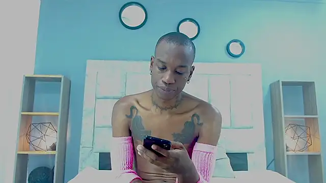 Mike_More_