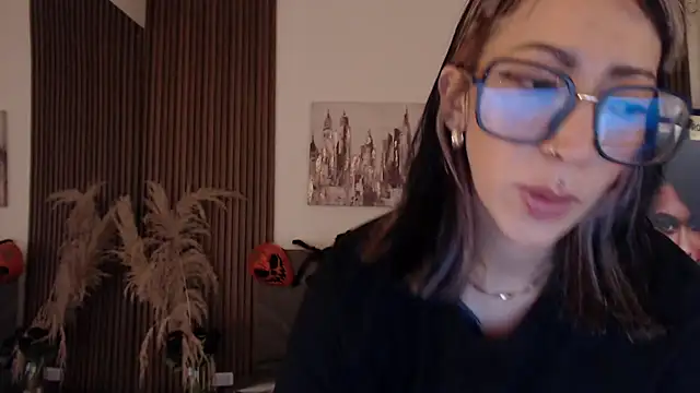 sam_mansson66 (F milf) - Hair play 🥵