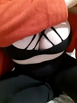 SarapZgibi live cam on StripChat