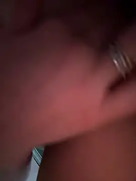 shanalablonde (G milf) - Je lève le haut