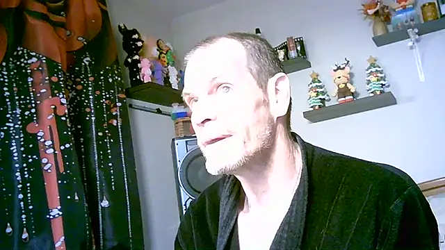 paulus52 live cam on StripChat