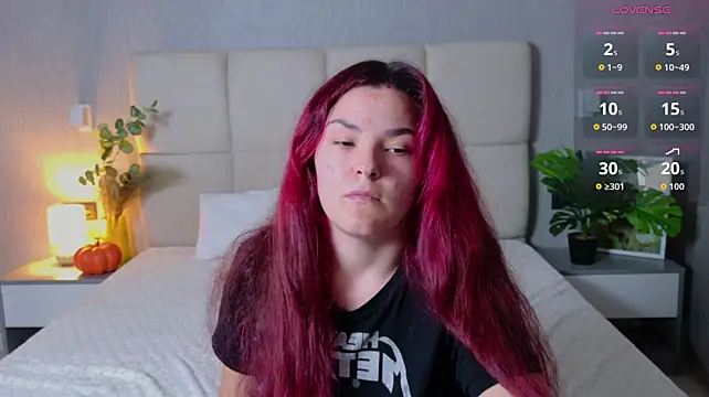 LeyaaStarr