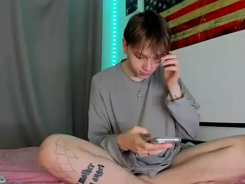 bloodytrip live cam on StripChat