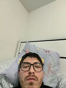 Jooe111111 live cam on StripChat