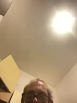 crisfootlicker