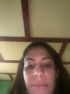 karlatiburcio live cam on StripChat