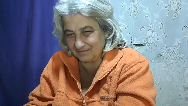 ExquisiteMature webcam