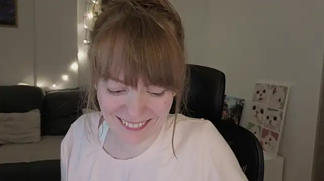 Aurora_Velvett_