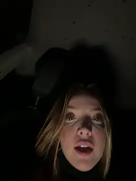 Daddyslut2_0 live sex cam
