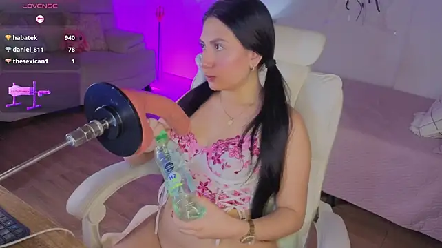 Miller_Vanessa_ live cam on StripChat