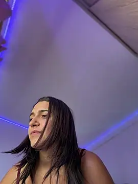 aliciia777 (F young) - Make me vibe until wet me🔥💦
