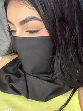 zharaaa18