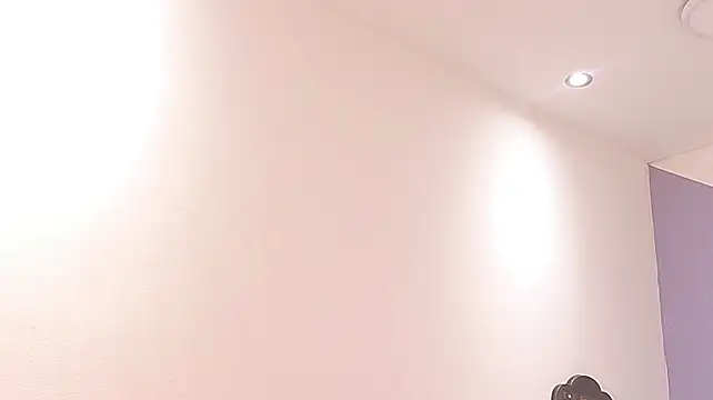 almarouxx (F young) - Pussy close up