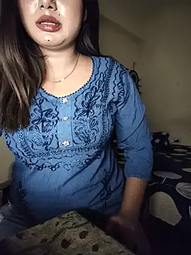 shreshtha_sasha (F young) - Oil on Boobs