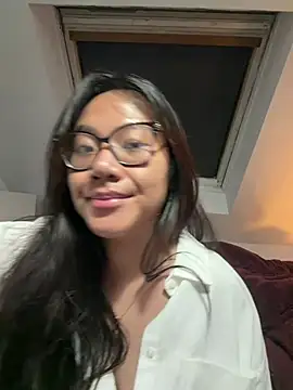 mia_teacup
