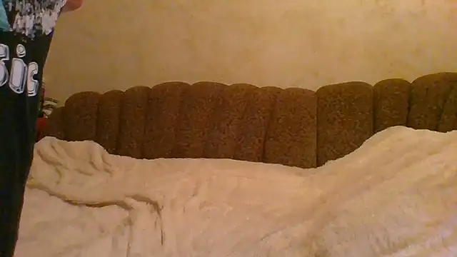 MilaSky5303 live cam on StripChat