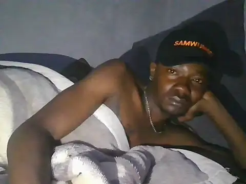 blackboylovely webcam