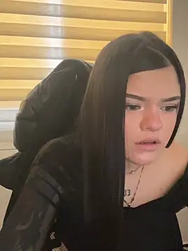 CamilaDuarte_2 live cam on StripChat