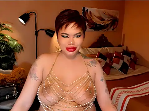 AubreyLuxe live cam on StripChat
