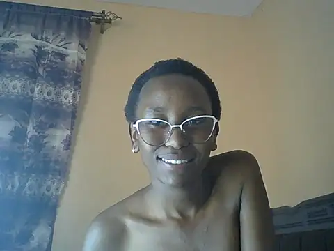 Goldenpixie live cam on StripChat