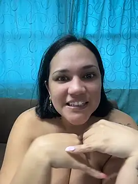 AliceeJoness_