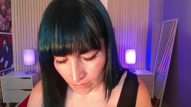 alicia_moom (F milf) - day happy shows 🎁