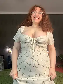 ellie_coy_