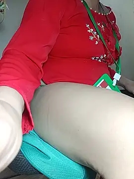 Lyna_sexy24